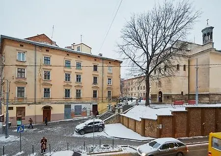 Apartment On Krakovskaya