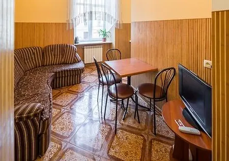 Apartment On Krakovskaya *